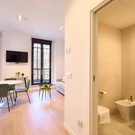 De Manuel Apartament *